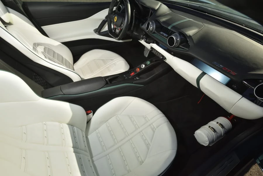 2022 Ferrari 812 GTS - Image 21 of 31