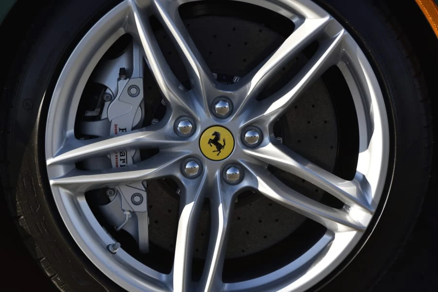 2022 Ferrari 812 GTS - Image 14 of 31