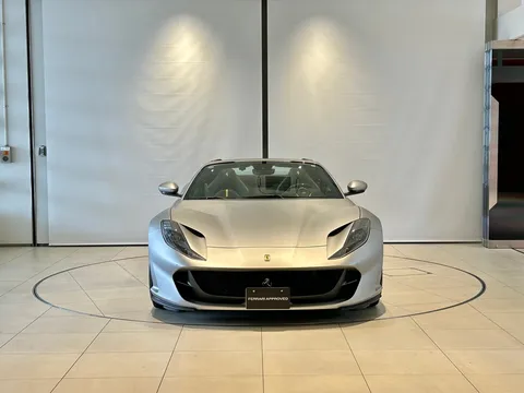 2022 Ferrari 812 GTS
