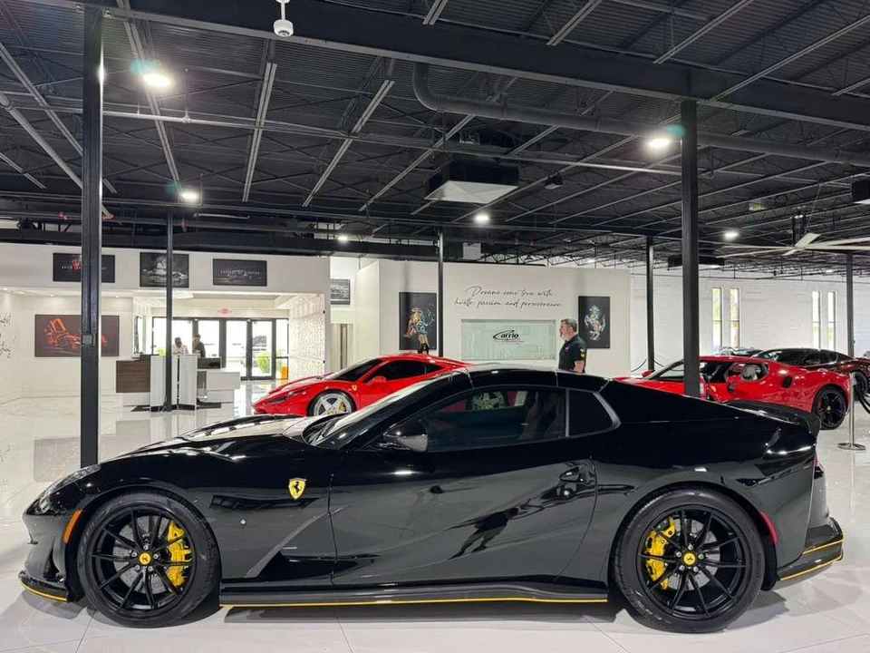 2022 Ferrari 812 GTS - Image 12 of 21