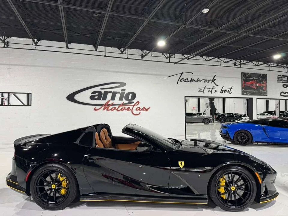 2022 Ferrari 812 GTS - Image 8 of 21