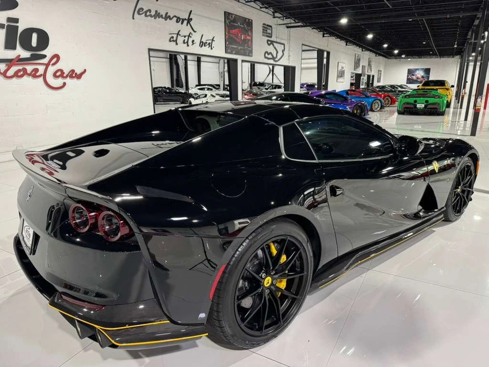 2022 Ferrari 812 GTS - Image 15 of 21