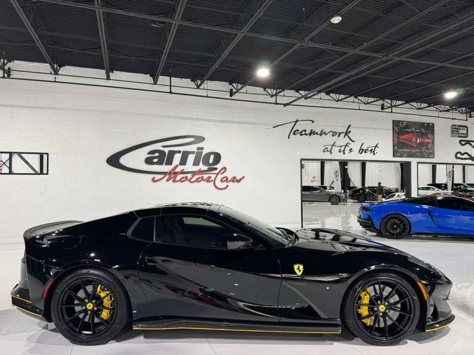 2022 Ferrari 812 GTS - Image 16 of 21
