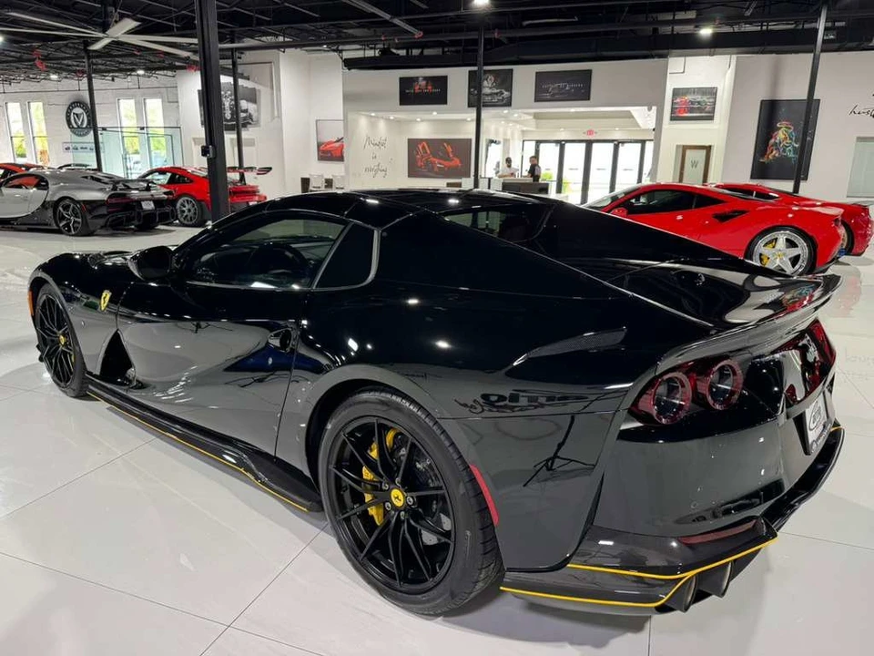 2022 Ferrari 812 GTS - Image 13 of 21
