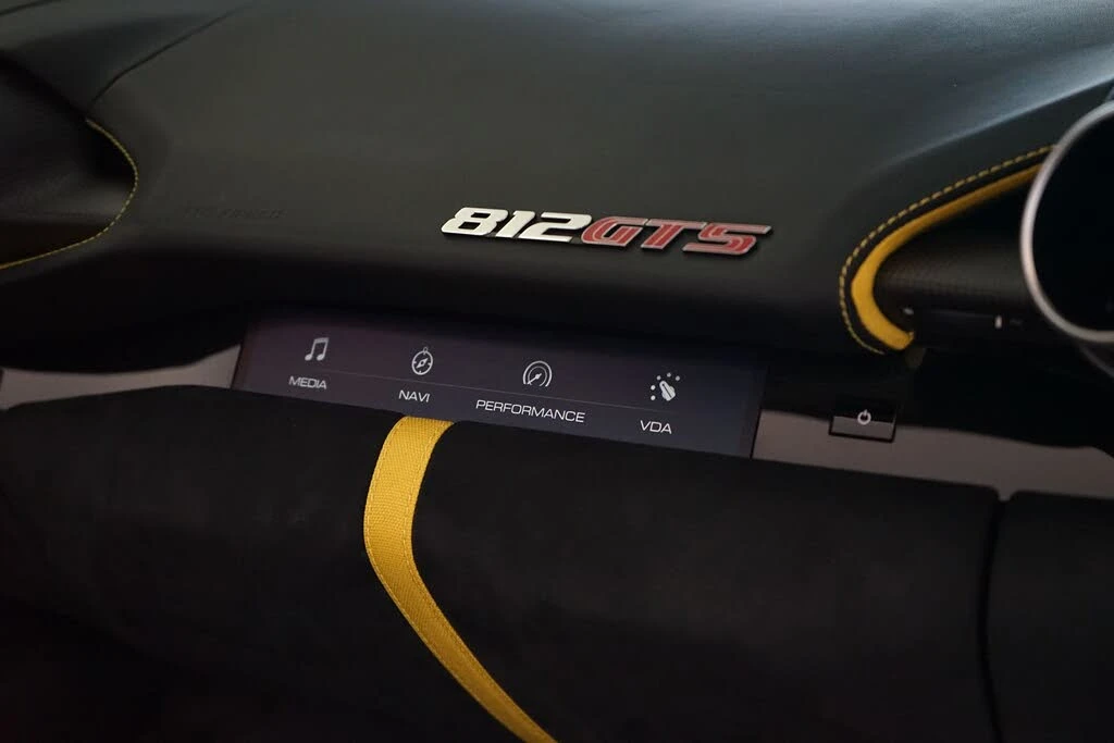 2022 Ferrari 812 GTS - Image 21 of 31