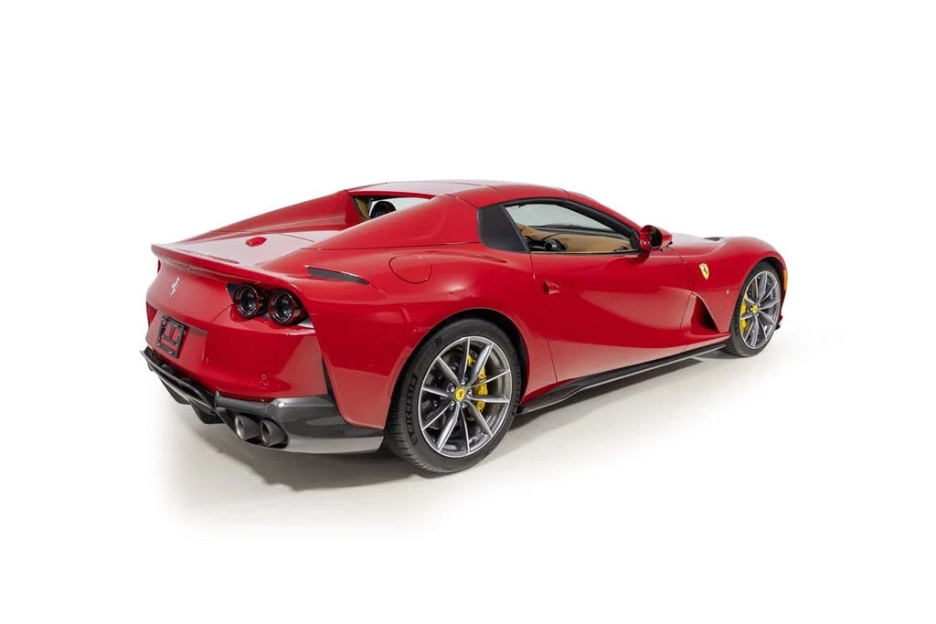 2022 Ferrari 812 GTS - Image 9 of 31