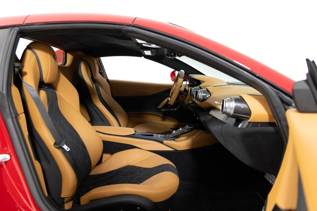 2022 Ferrari 812 GTS - Image 31 of 31