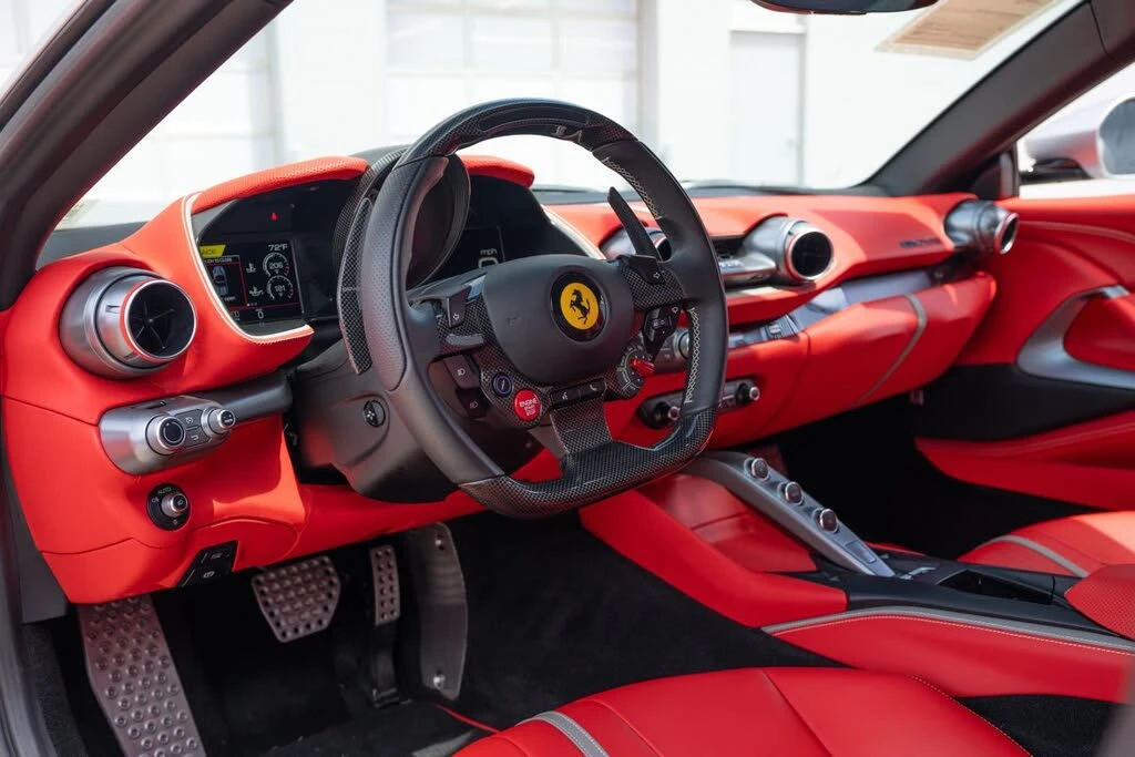 2022 Ferrari 812 GTS - Image 26 of 31