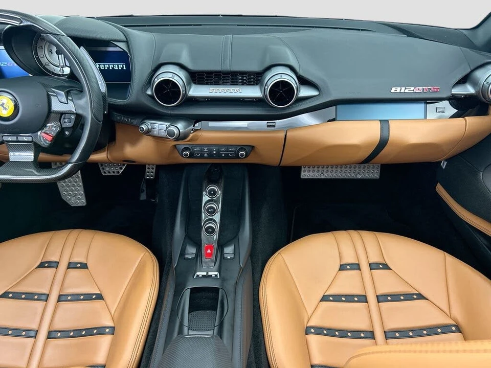 2022 Ferrari 812 GTS - Image 21 of 31