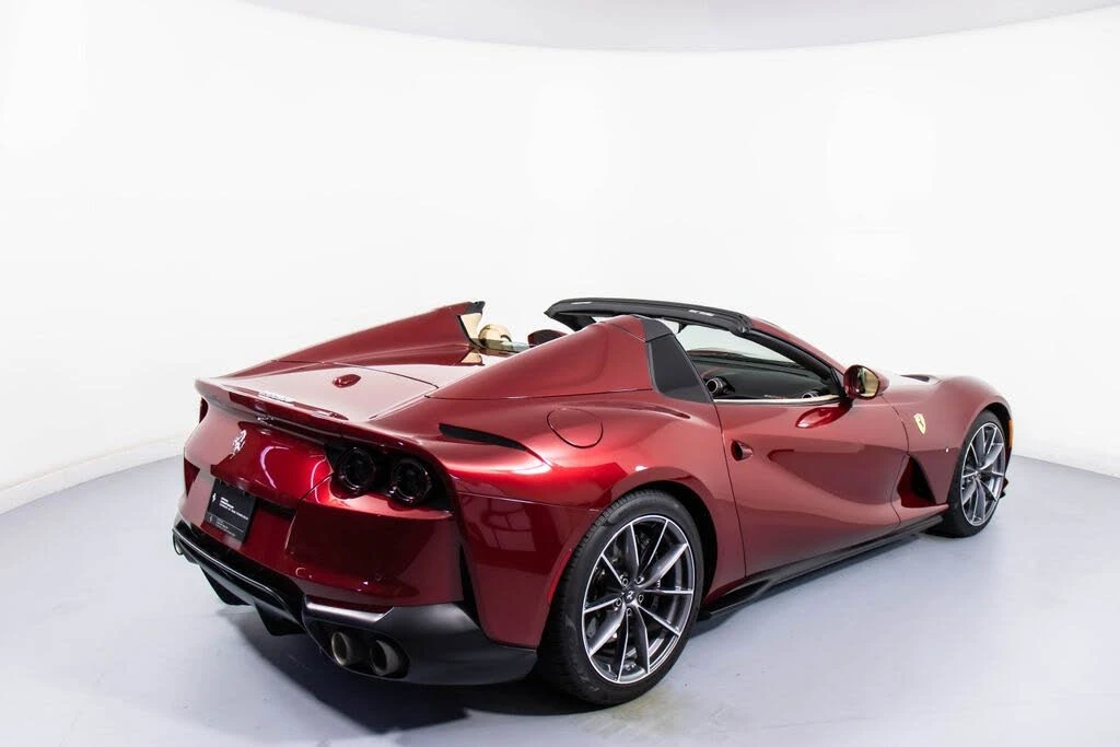 2022 Ferrari 812 GTS - Image 2 of 31