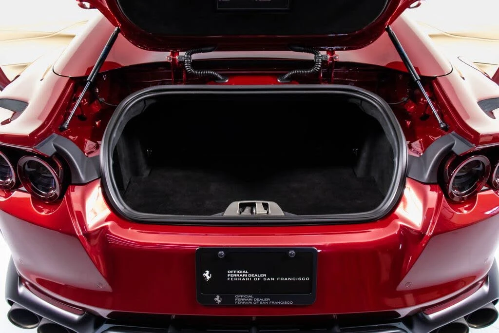 2022 Ferrari 812 GTS - Image 24 of 31