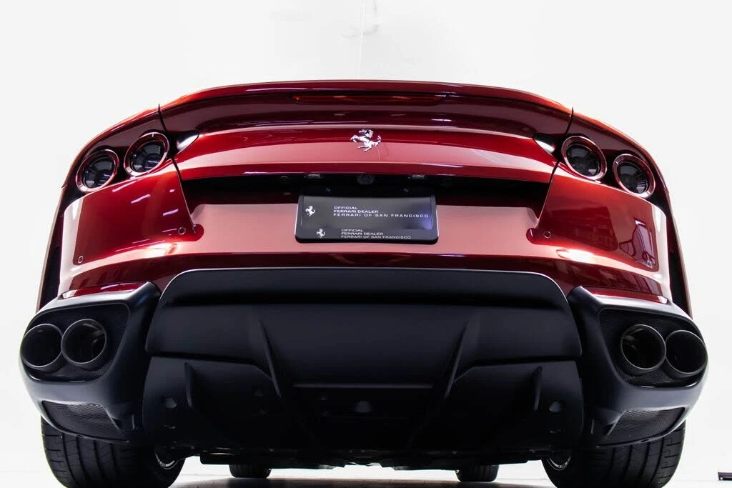 2022 Ferrari 812 GTS - Image 23 of 31