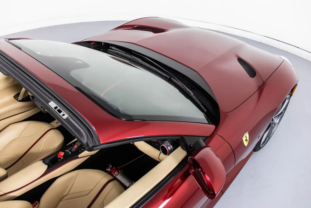 2022 Ferrari 812 GTS - Image 18 of 31