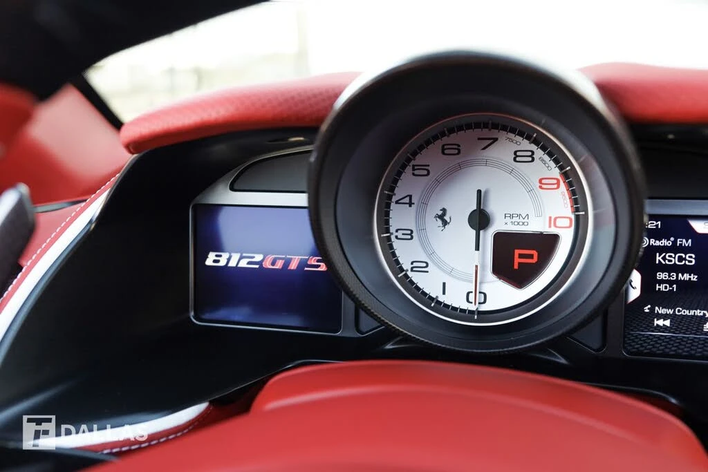 2022 Ferrari 812 GTS - Image 26 of 31