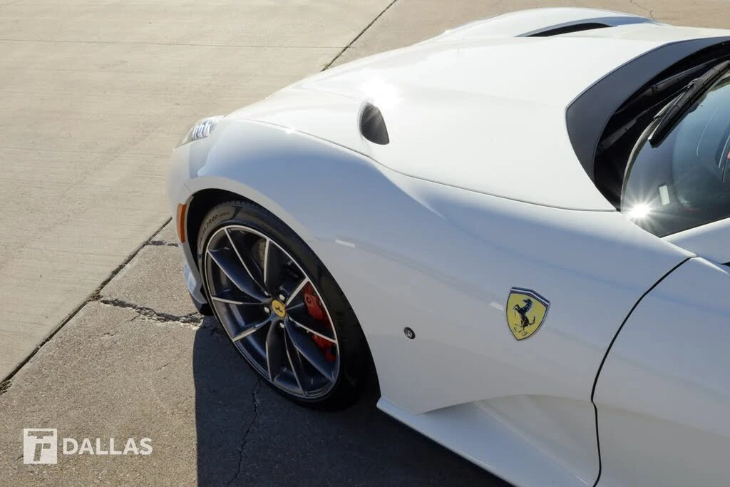 2022 Ferrari 812 GTS - Image 8 of 31