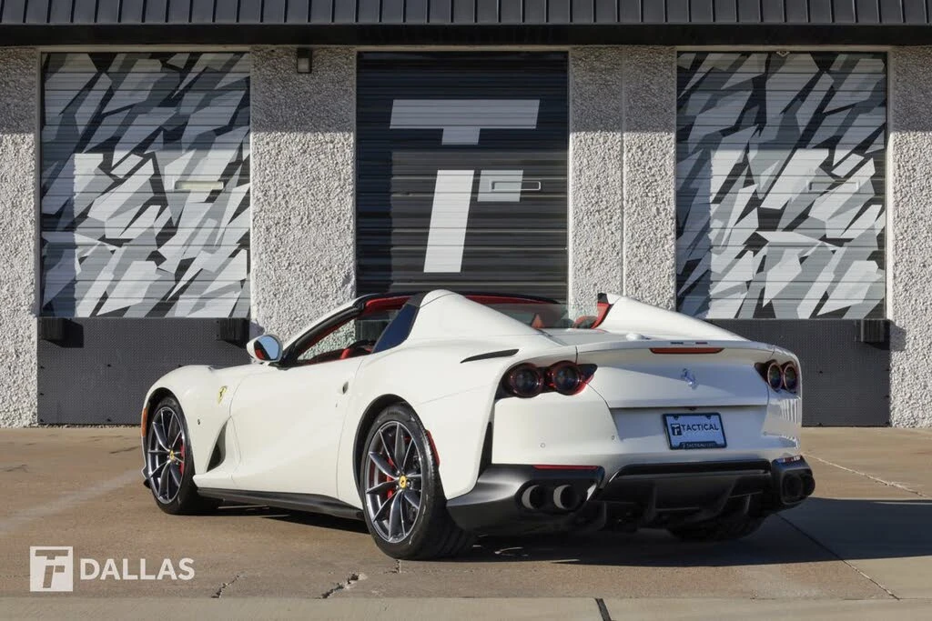 2022 Ferrari 812 GTS - Image 12 of 31