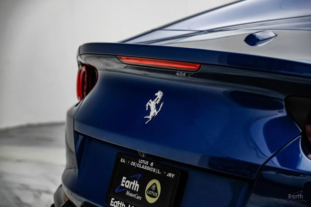 2022 Ferrari 812 GTS - Image 19 of 31