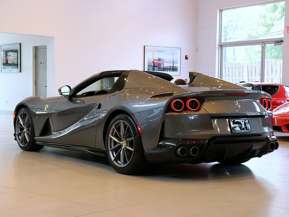 2022 Ferrari 812 GTS - Image 2 of 31