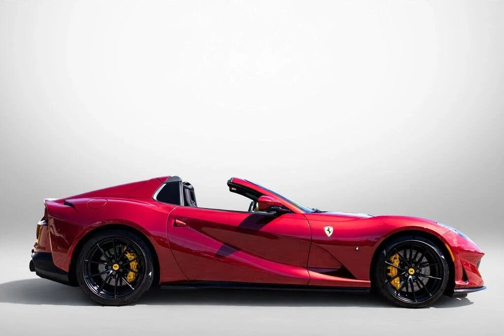 2022 Ferrari 812 GTS - Image 3 of 31