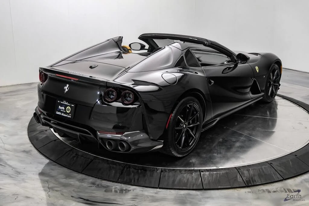 2022 Ferrari 812 GTS - Image 23 of 31