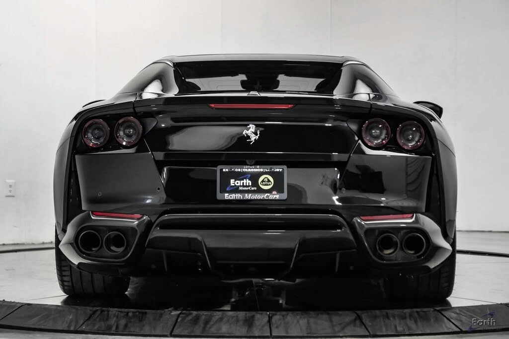 2022 Ferrari 812 GTS - Image 16 of 31