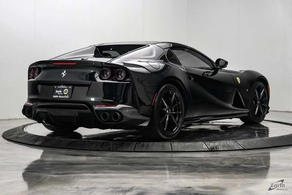 2022 Ferrari 812 GTS - Image 22 of 31