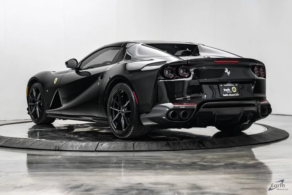 2022 Ferrari 812 GTS - Image 14 of 31