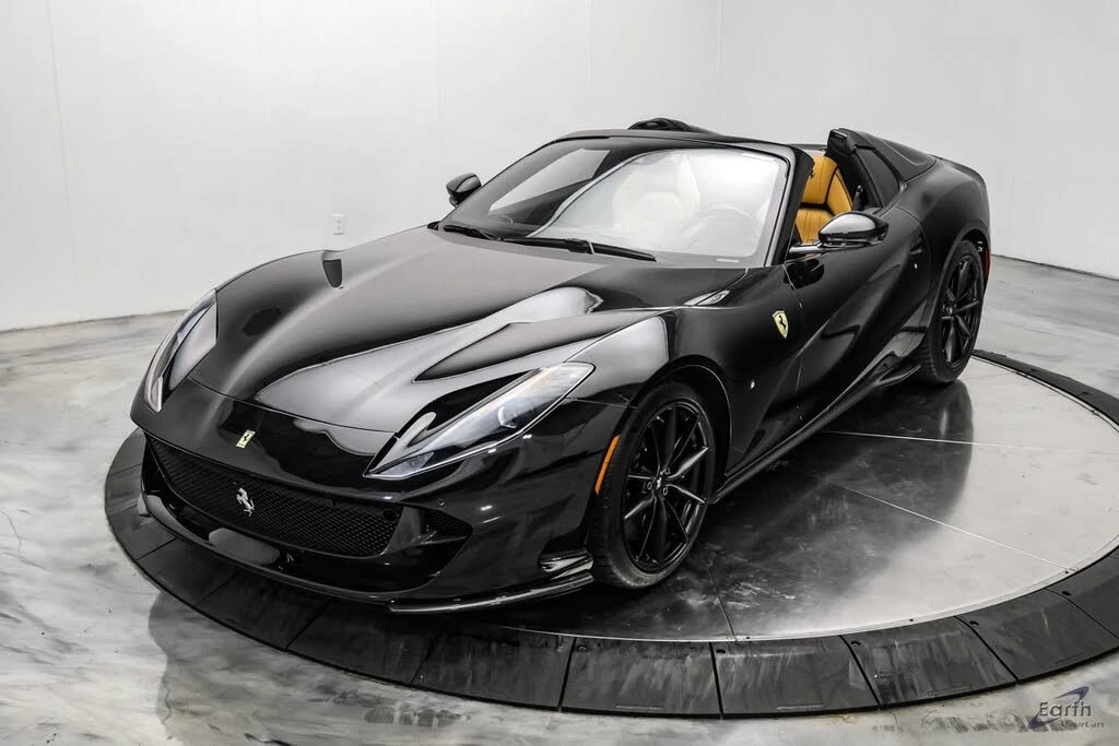 2022 Ferrari 812 GTS - Image 8 of 31