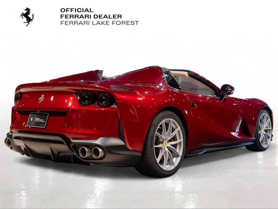 2022 Ferrari 812 GTS - Image 10 of 31