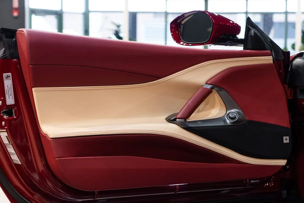 2022 Ferrari 812 GTS - Image 24 of 31