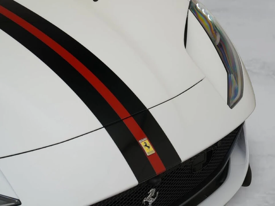 2022 Ferrari 812 GTS - Image 5 of 31