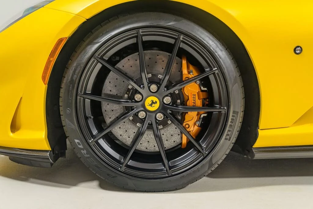 2022 Ferrari 812 GTS - Image 22 of 31