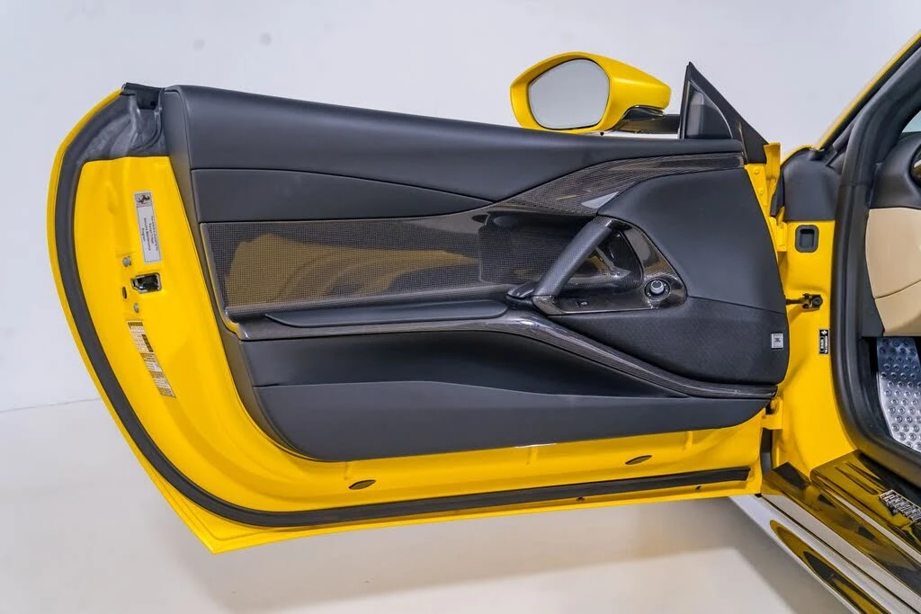 2022 Ferrari 812 GTS - Image 26 of 31