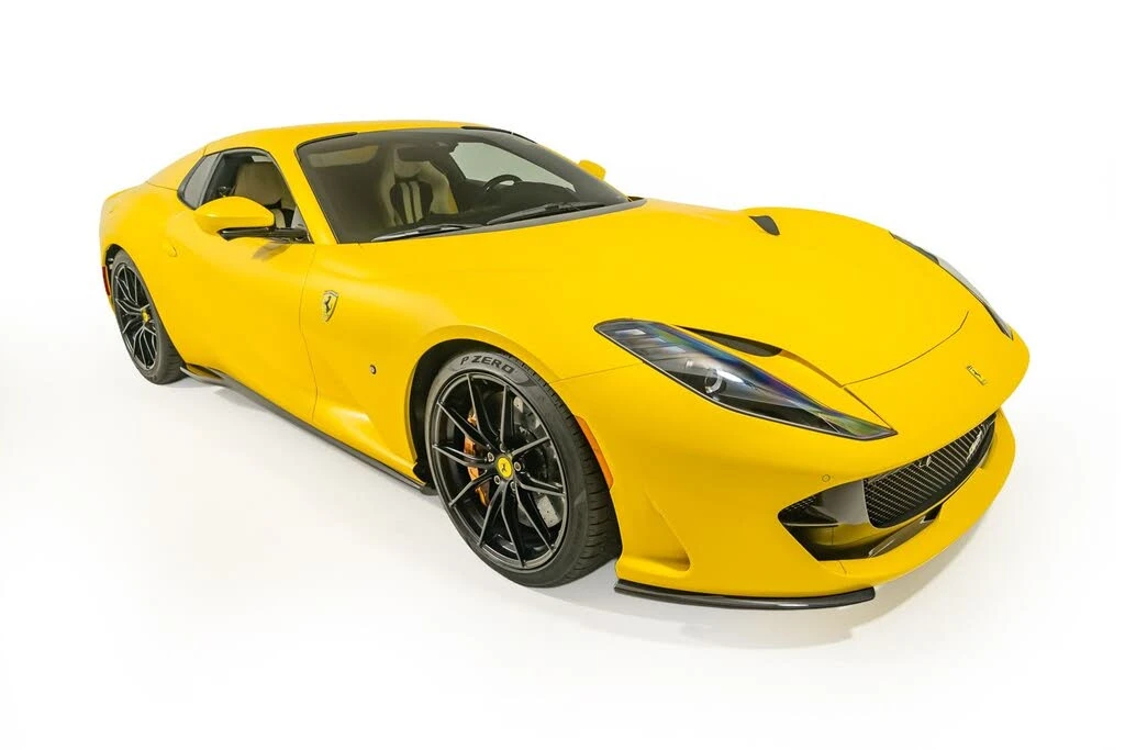 2022 Ferrari 812 GTS - Image 11 of 31