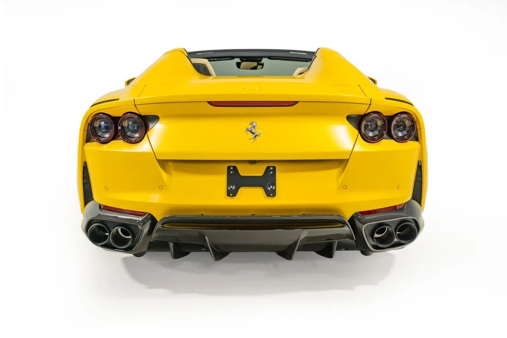 2022 Ferrari 812 GTS - Image 18 of 31