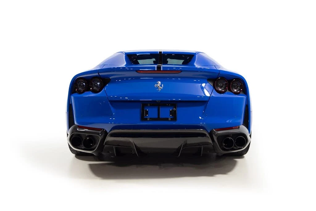2022 Ferrari 812 GTS - Image 8 of 31