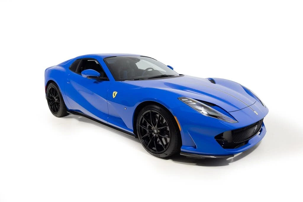 2022 Ferrari 812 GTS - Image 11 of 31