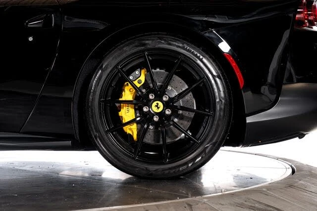 2022 Ferrari 812 GTS - Image 19 of 31