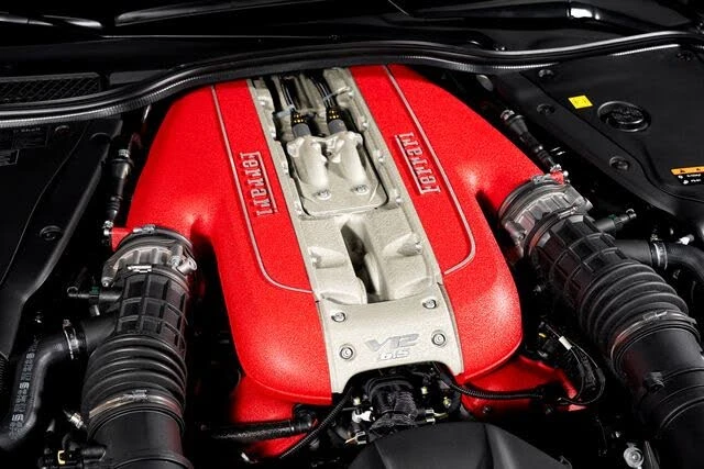 2022 Ferrari 812 GTS - Image 16 of 31