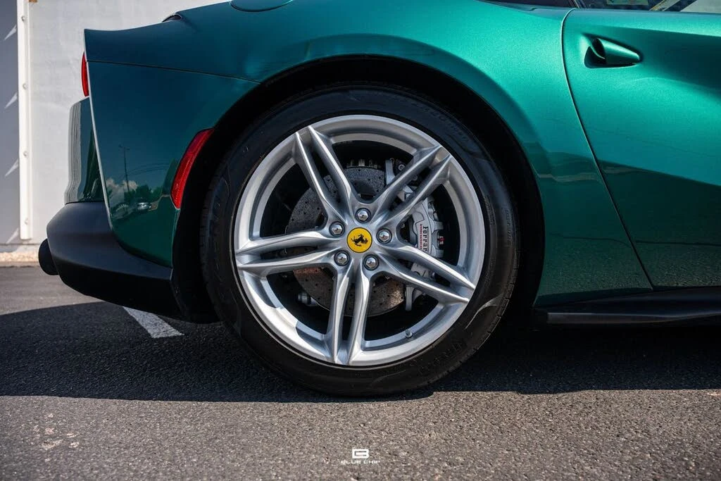 2022 Ferrari 812 GTS - Image 13 of 31