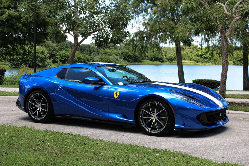 2022 Ferrari 812 GTS - Image 12 of 31