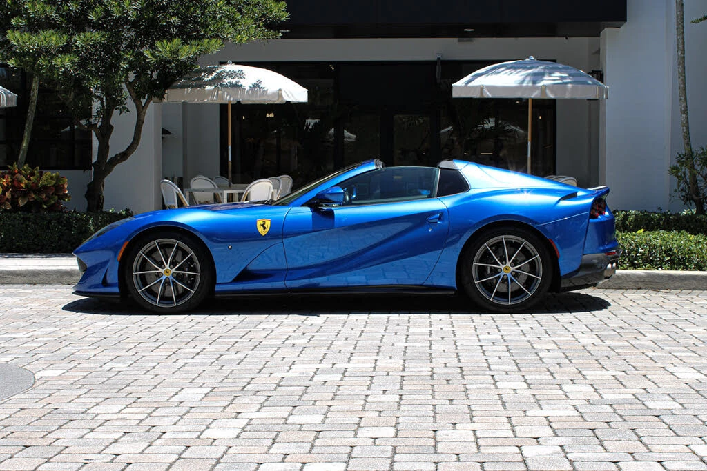 2022 Ferrari 812 GTS - Image 4 of 31