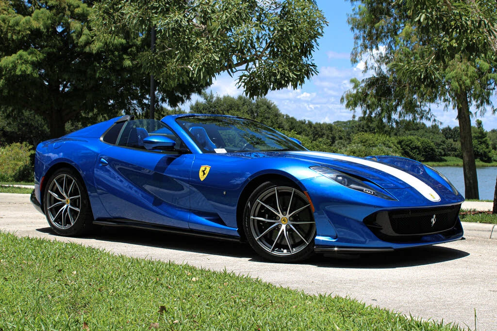 2022 Ferrari 812 GTS - Image 17 of 31