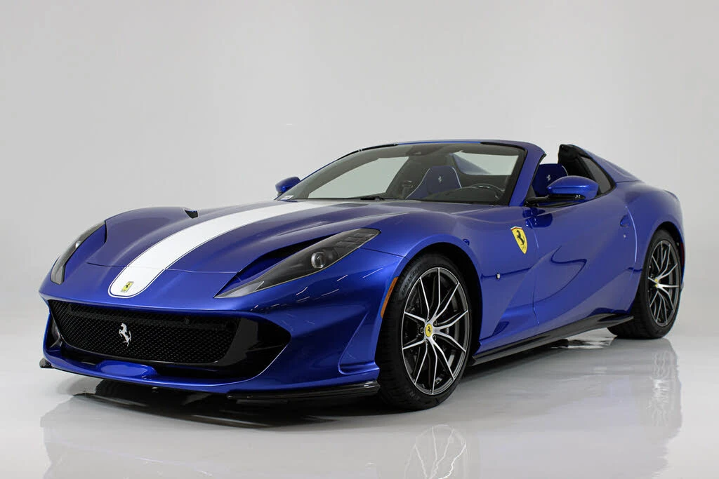 2022 Ferrari 812 GTS - Image 28 of 31