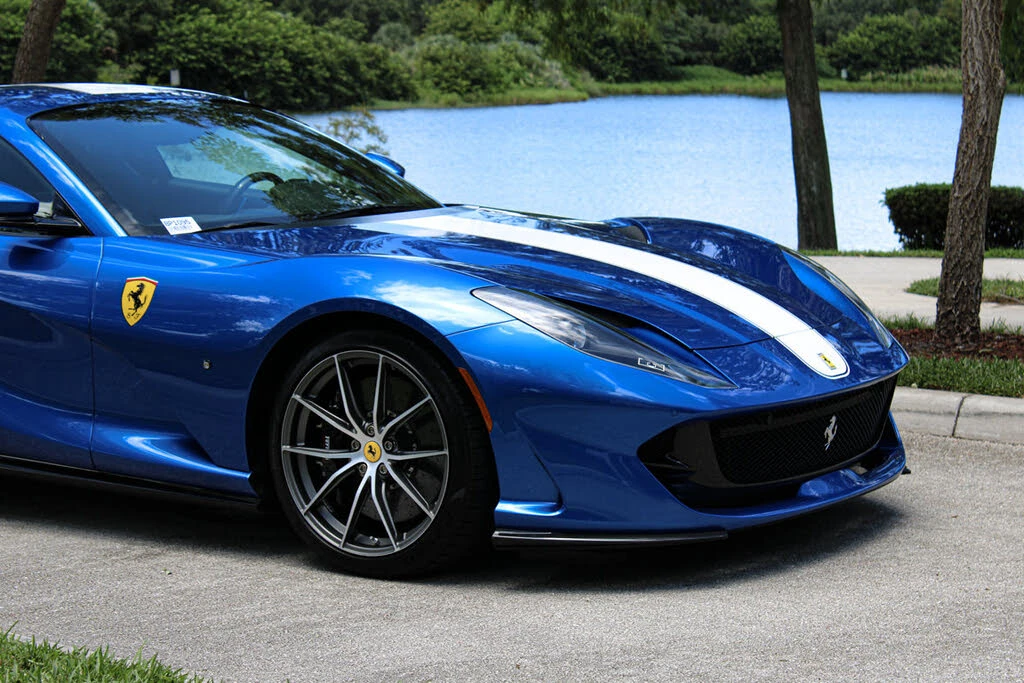 2022 Ferrari 812 GTS - Image 15 of 31