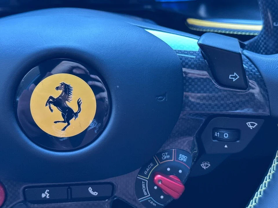 2022 Ferrari 812 GTS - Image 29 of 31