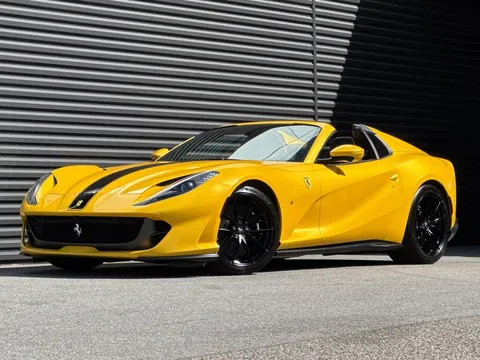 2022 Ferrari 812 GTS RWD