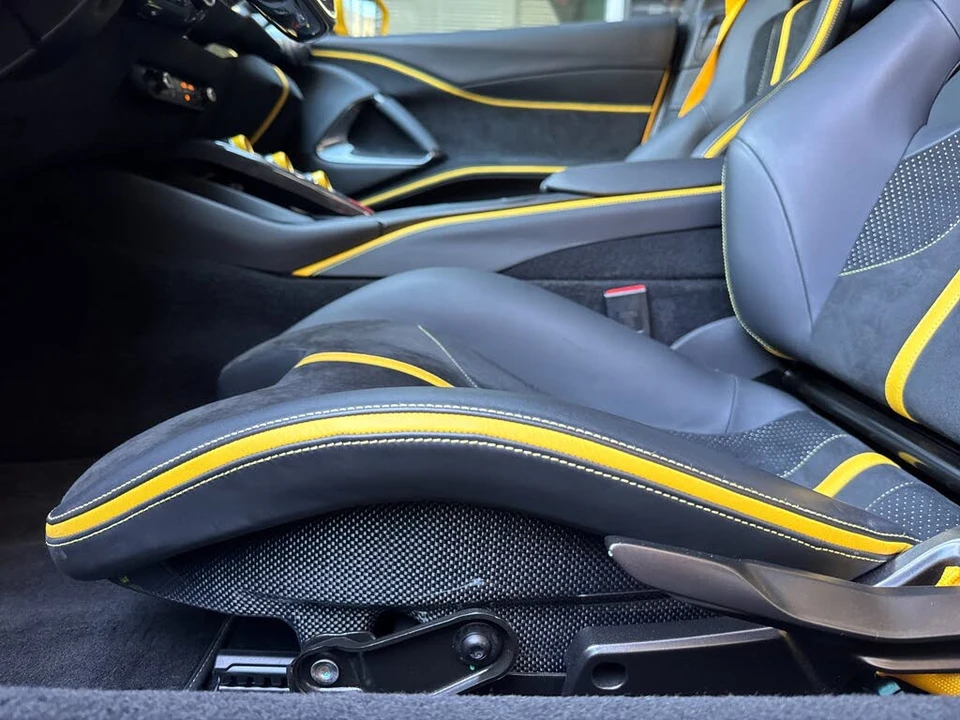 2022 Ferrari 812 GTS - Image 15 of 31