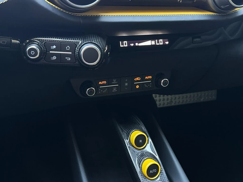 2022 Ferrari 812 GTS - Image 24 of 31