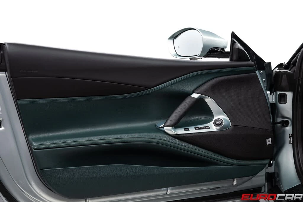 2022 Ferrari 812 GTS - Image 30 of 31